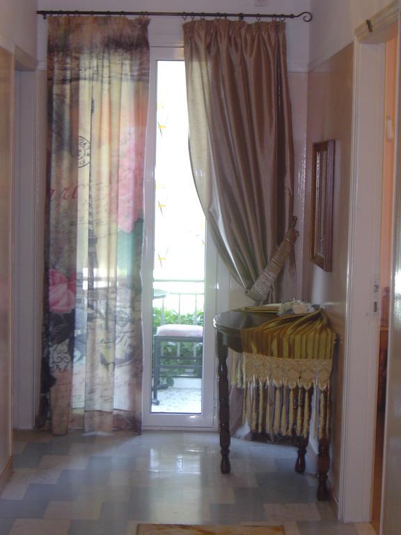Nana Hotel Kamena Vourla Esterno foto
