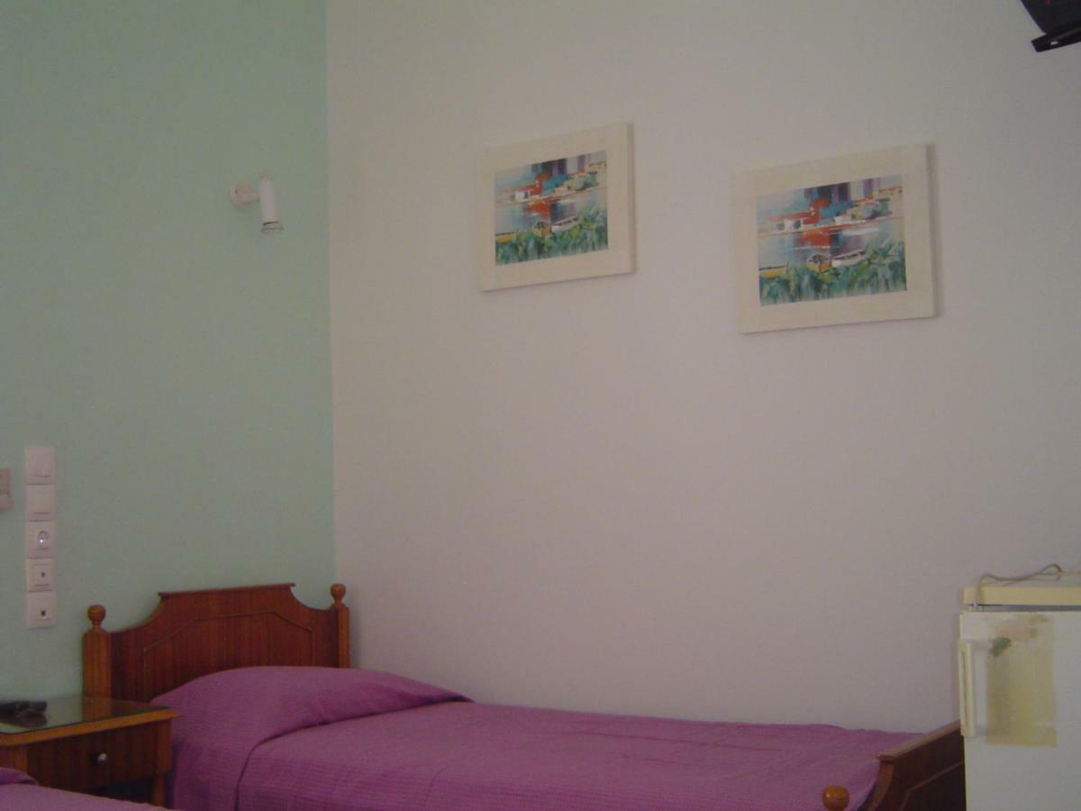 Nana Hotel Kamena Vourla Esterno foto